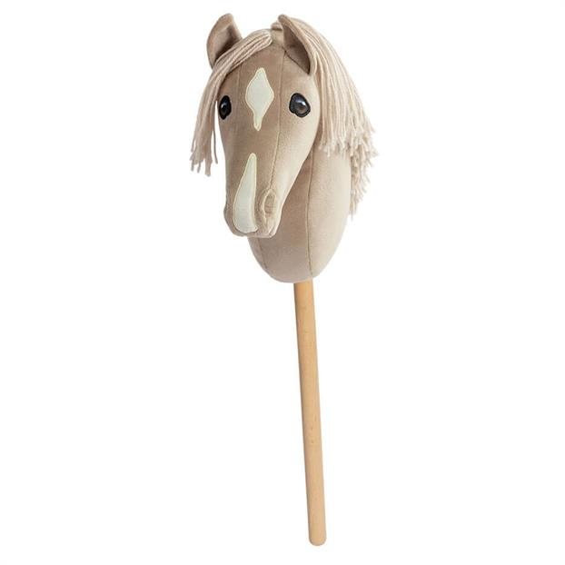01 26100029 01 Cheval Roi Diva Kaephest